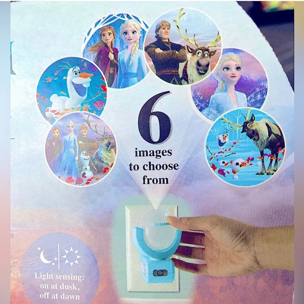 🆕 Disney Frozen II Nightlight Projector ~ Unisex ~ Kids ~ LED Nightlight ~ BNWT
